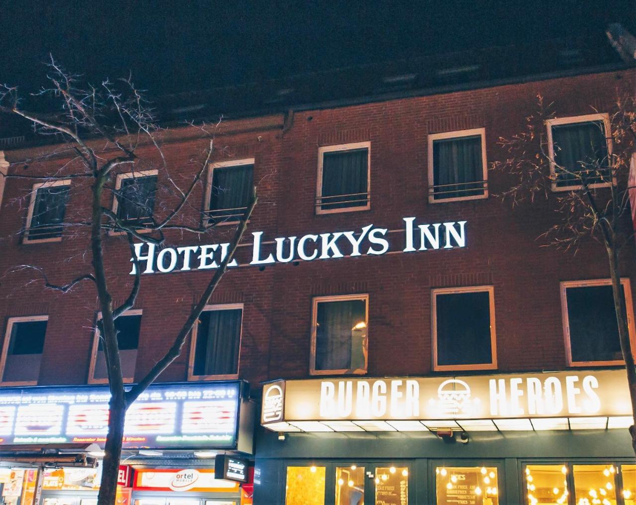 Hotel Luckys Inn Hamburg-Harburg Buitenkant foto